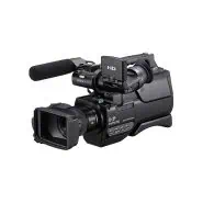 نمای جلو دوربین فیلمبرداری شانه‌ای سونی Sony HXR-MC1500E با لنز G و میکروفون، مشکی