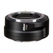 مبدل لنز Nikon FTZ II در نمای جلو برای اتصال لنزهای F-mount به دوربین‌های سری Z