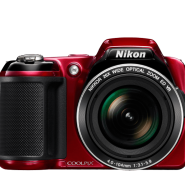 دوربین کامپکت نیکون Nikon COOLPIX قرمز با زوم اپتیکال 26x (نمای روبه‌رو)